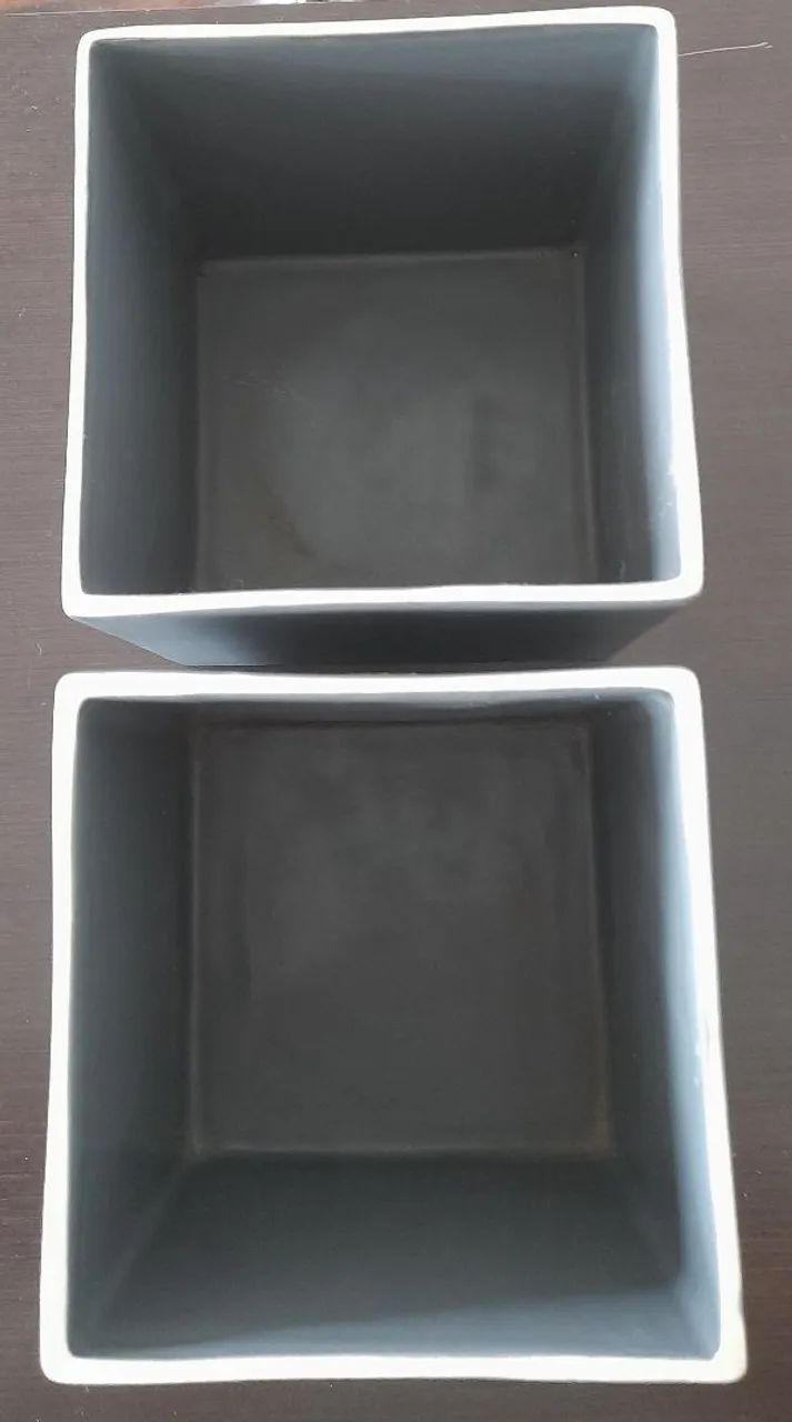 2 vasos de cerâmica cinza - 12 X 12 cm - Foto 2