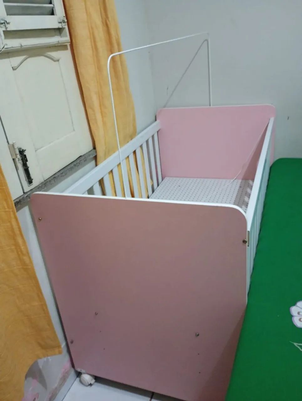 Berço pra vender logo 