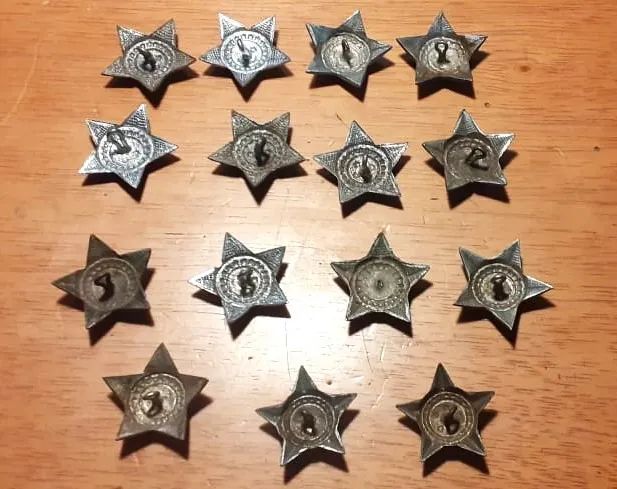 Botões Insígnias Patentes Militar  - Foto 2