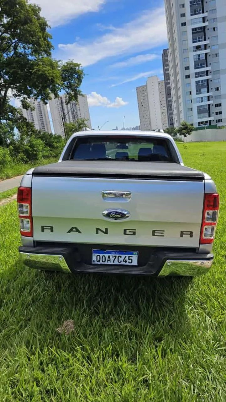 Ranger 3.2 diesel xlt 2018 troco por carro pequeno mesmo valor  - Foto 4