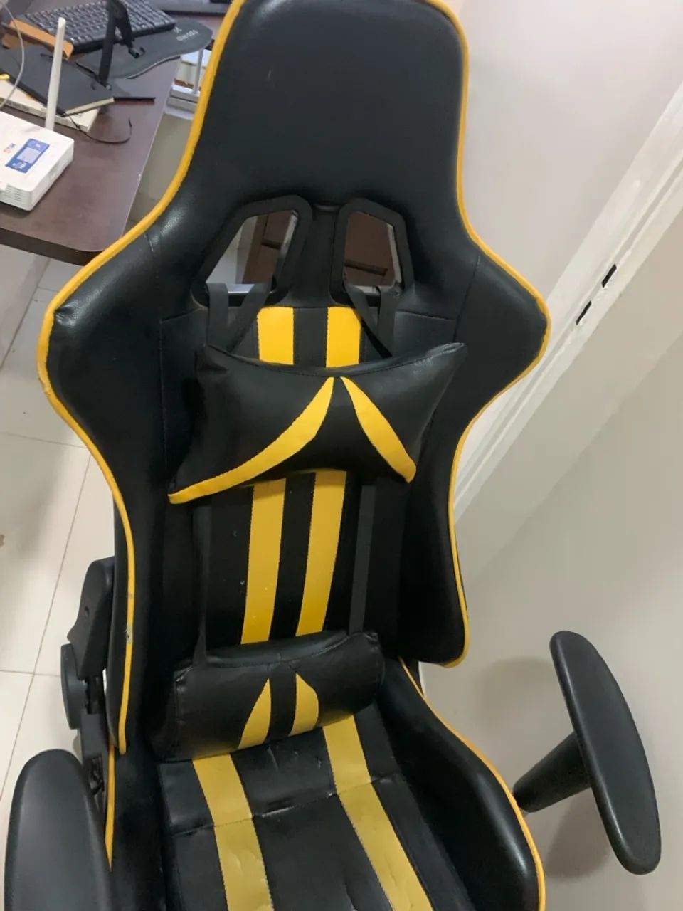 Cadeira Gamer c/ apoio para pé - Foto 5