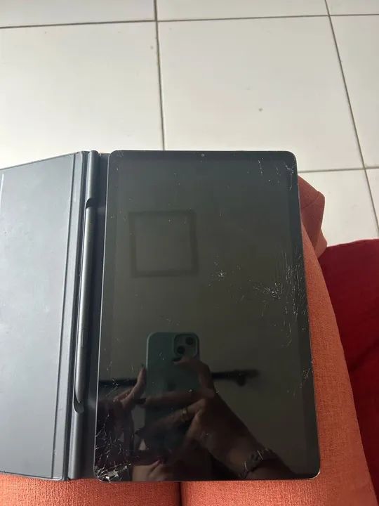 Tablet Samsung s6 lite com vidro Quebrada