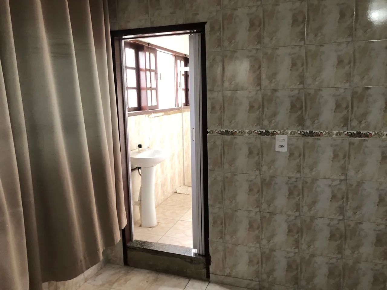 Aluga-se suíte no bairro Novo Visconde em Macaé RJ - Foto 4