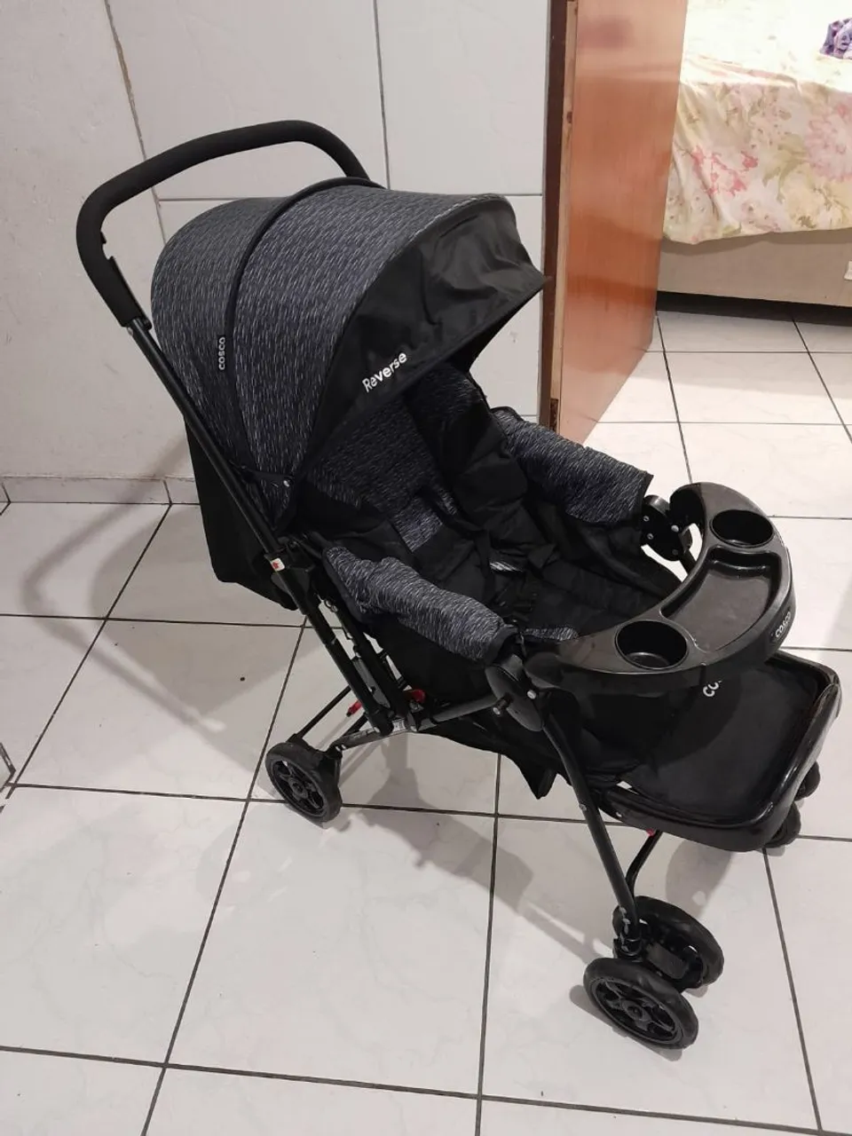 Carrinho de Bebê Cosco novíssimo unissex