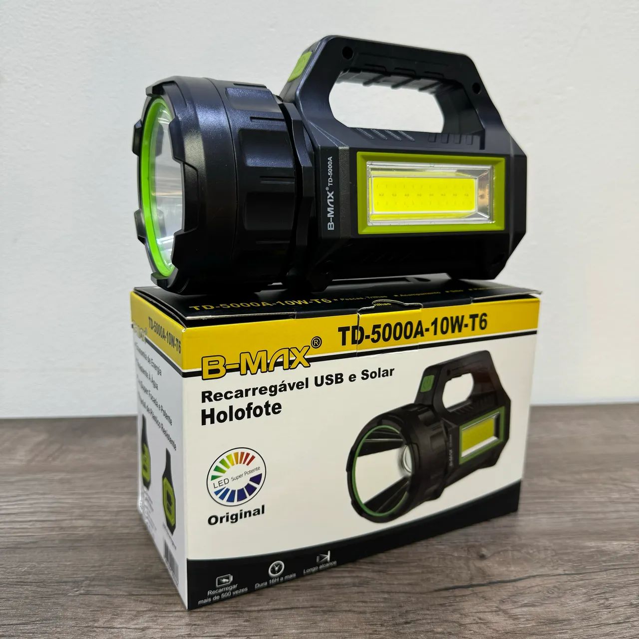 Lanterna de led holofote USB com carregamento solar e energia  - Foto 2