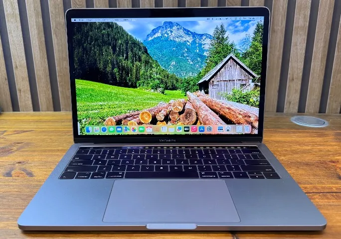 Notebook Apple Macbook 2017 Pro A1706 – Outlet Info