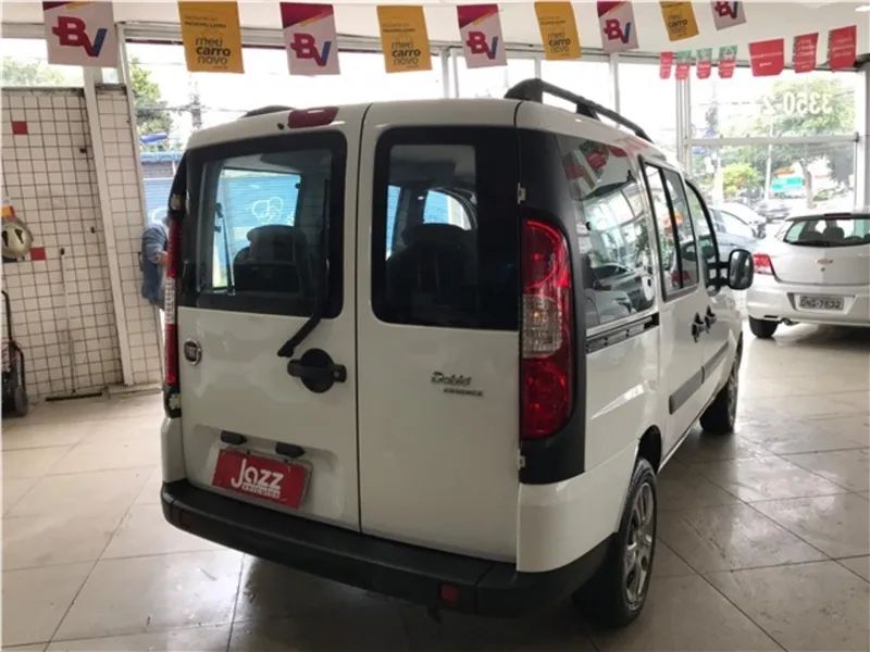 Fiat Doblo 2019 1.8 mpi essence 7l 16v flex 4p manual - Foto 2