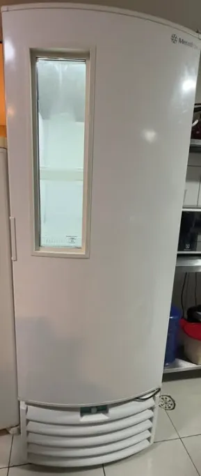 Freezer Vertical Metalfrio 531L Tripla Ação VF55FT 220V
