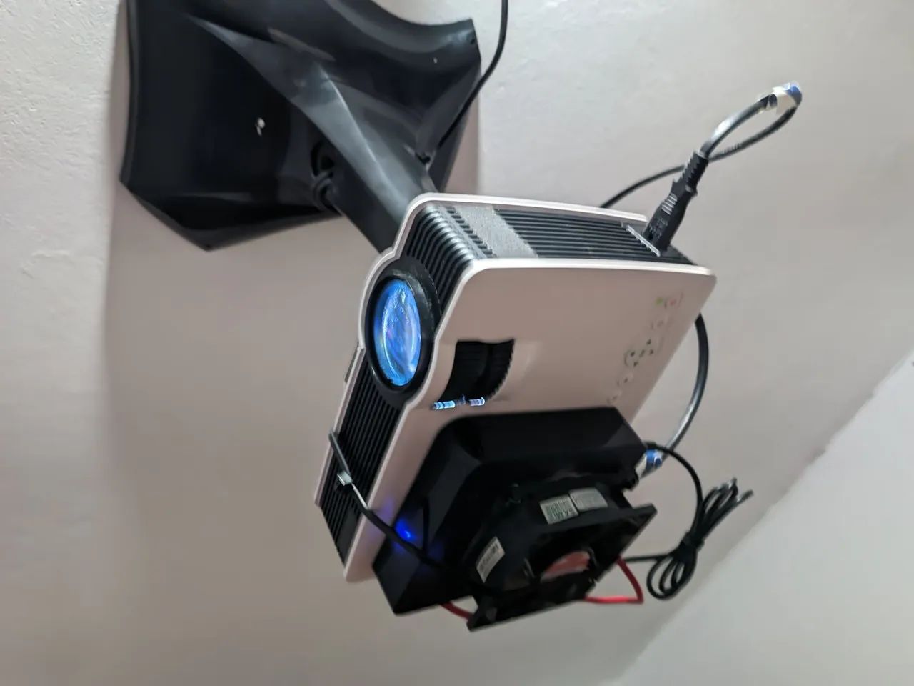 Projetor tomate 64418590226945121