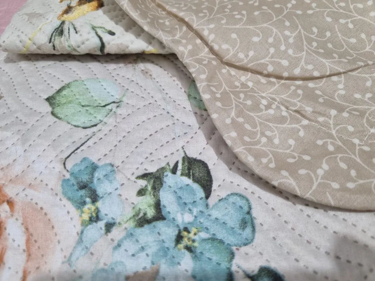 Cobre-leito Solteiro c/ Porta-Fronha NOVO - Foto 3