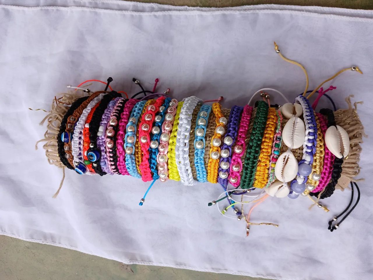 Pulseiras de macramê