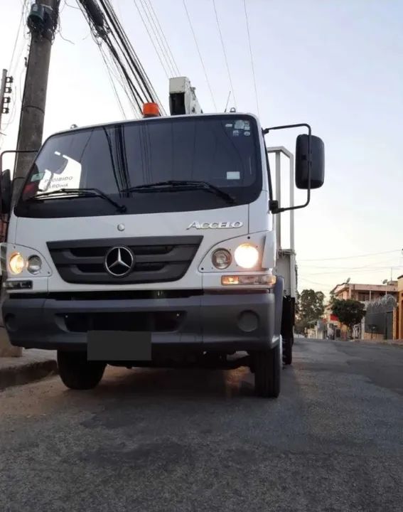 Accelo 815 cesto aéreo ano 2015 - Foto 4