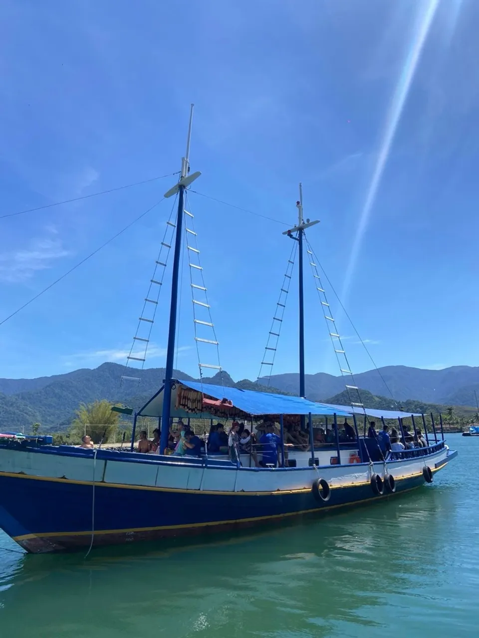 Escuna à Venda capacidade 128 passageiros