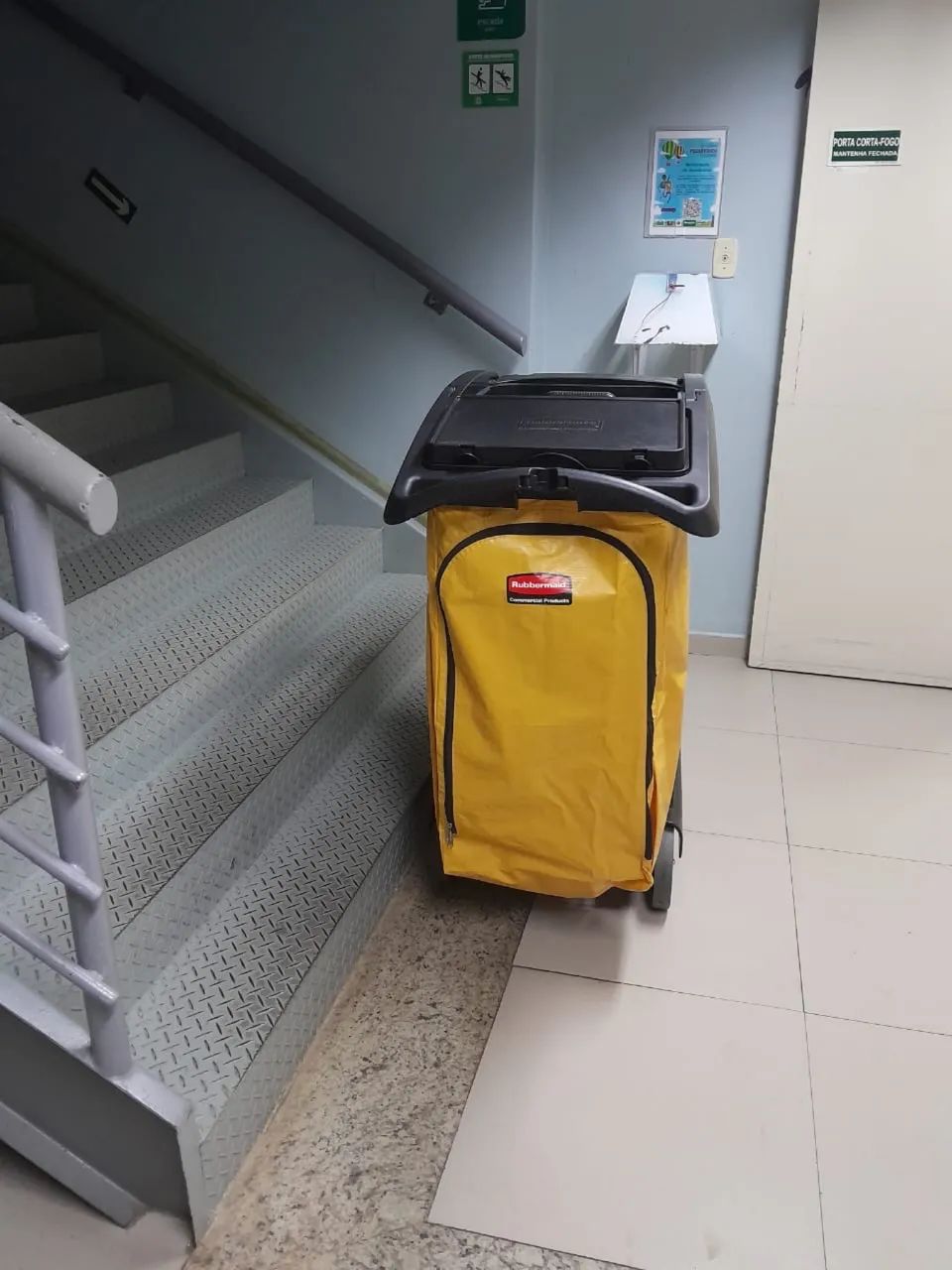 Carrinho Funcional de Limpeza - Foto 3