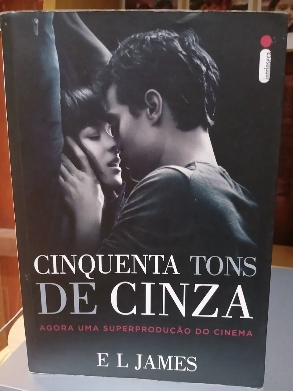 Desapego de livros em ótimo estado - Foto 5