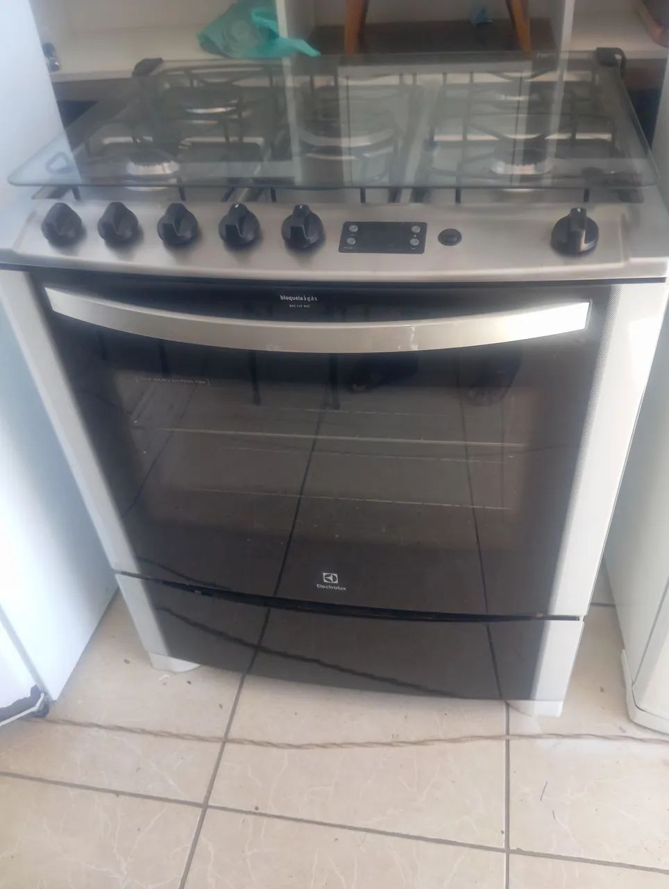 Fogão Electrolux 5 bocas com vidro