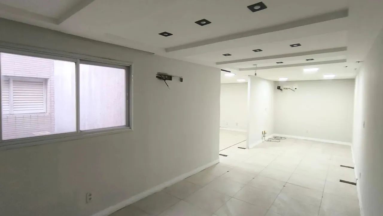 Vendo Sala de 118m² Hotel Ibis - Batista Campos