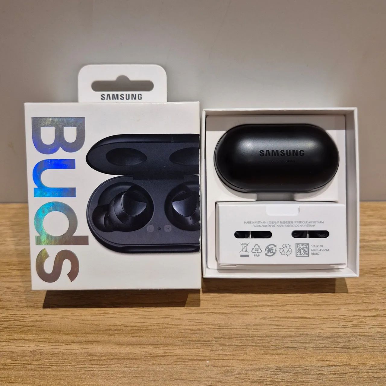 Fones de Ouvido Wireless (Sem Fio) Samsung Buds (Preto) - Foto 2