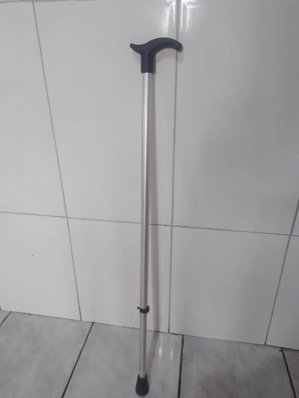 Bengala de apoio para caminhada