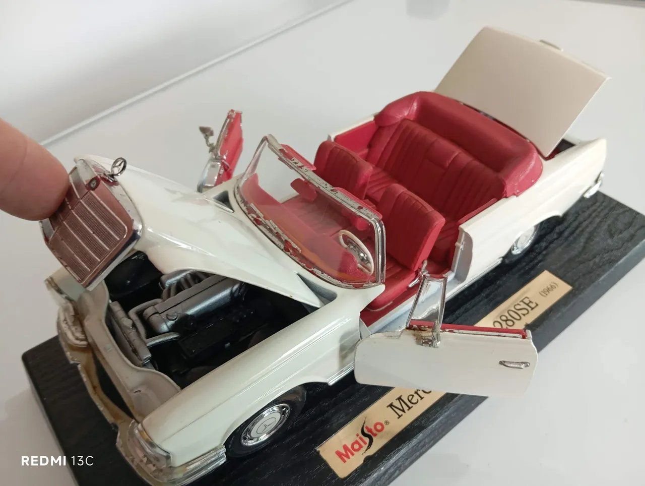 Raridade: Top Miniatura Cadillac Seville STS - Anson - escala 1/18