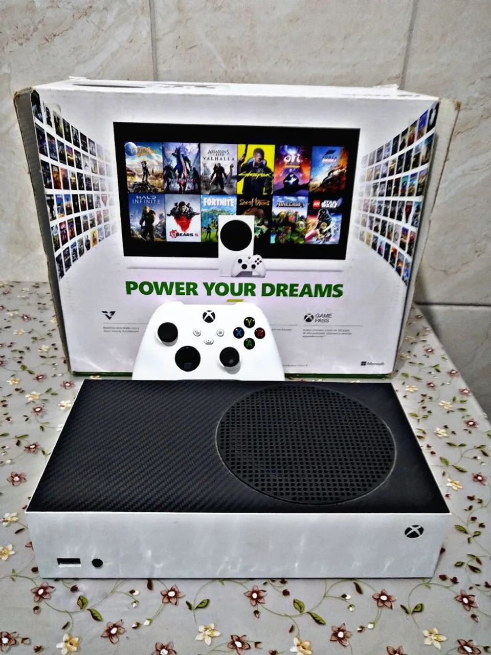 Xbox Series S Branco e Preto Carbono - Impecável - Aceito Troca com Xbox Series X - Foto 3