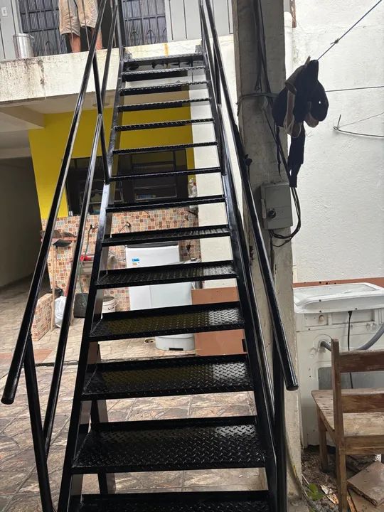 Escada reta 457516900879575040