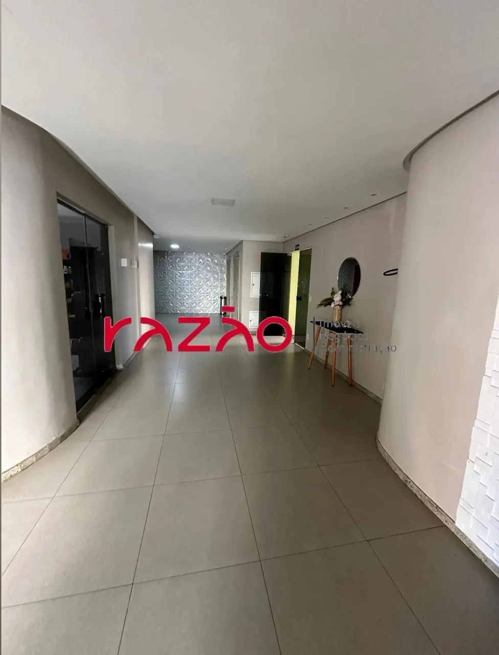 VENDO APTO COM 3 QUARTOS EM ITAPUÃ - Foto 2