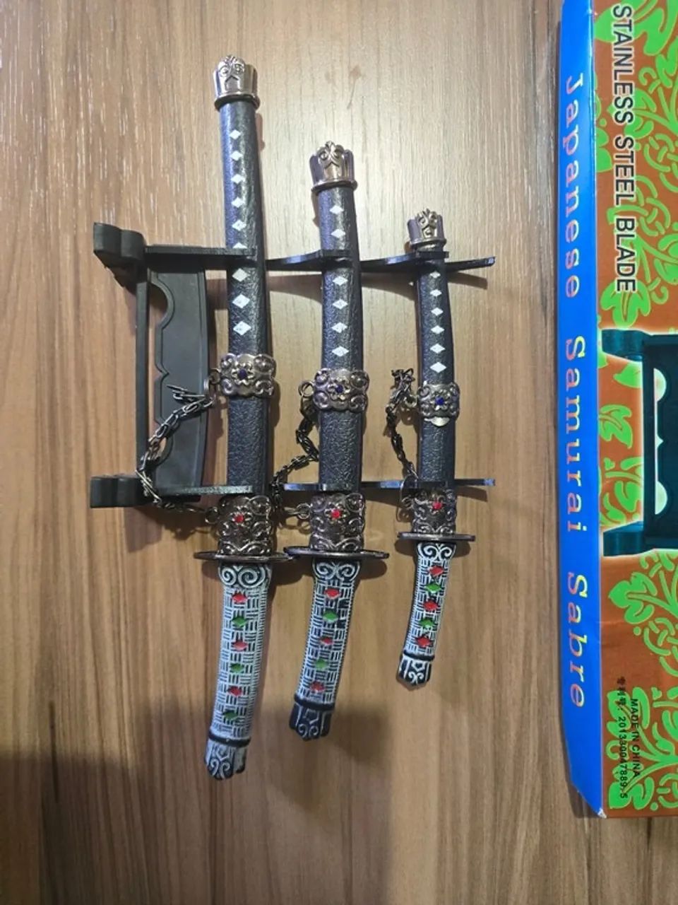 Mini Katanas de Enfeite - Foto 3