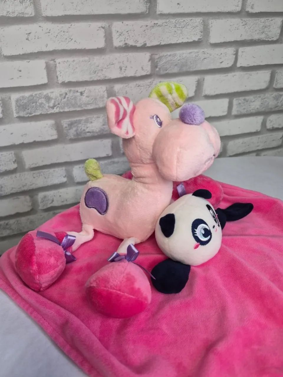 Kit Pelúcias com Chocalho Panda Pucket e Cachorrinho Rosa - Foto 3