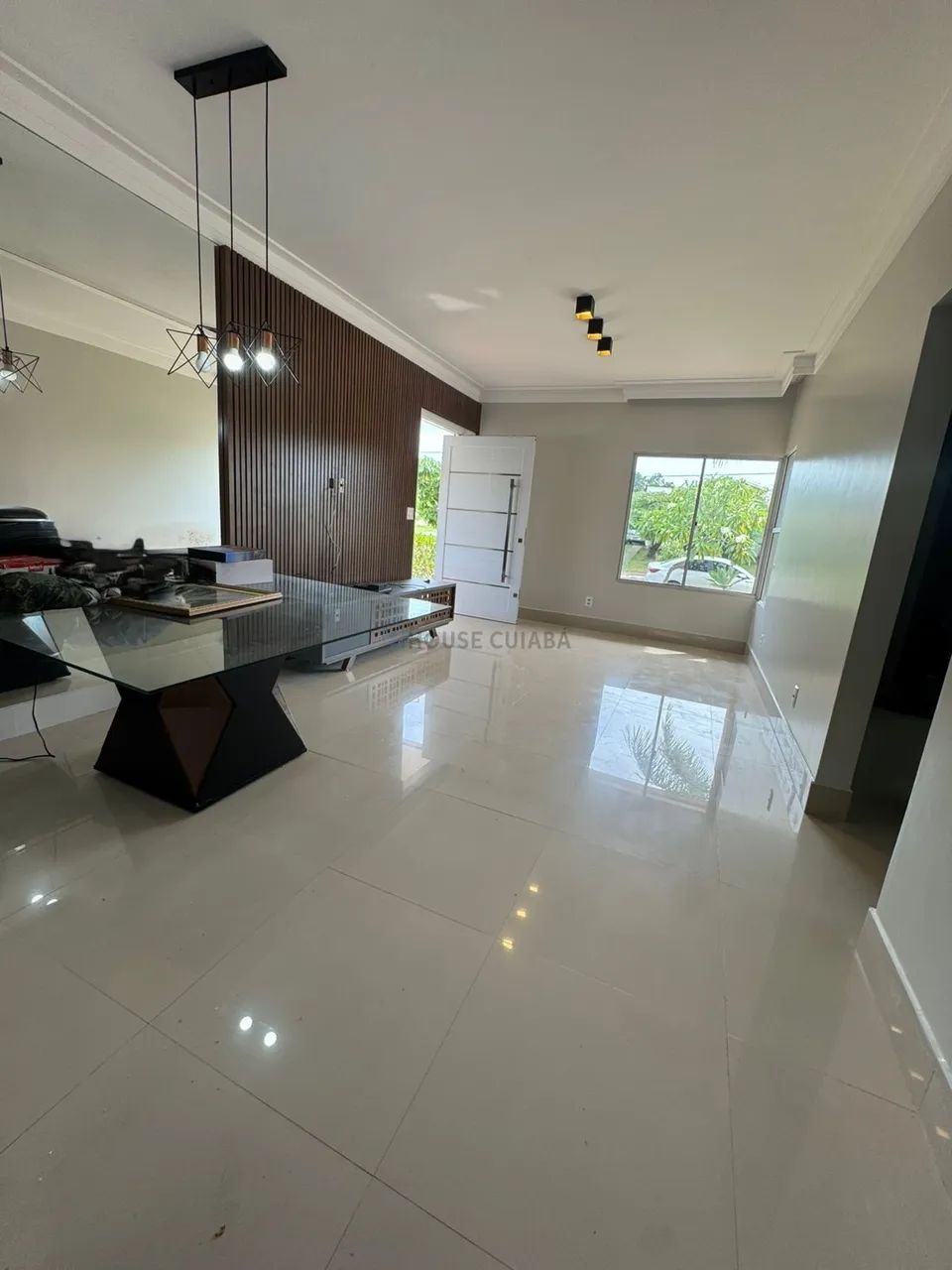 Casa Térrea Reformada no Bosque dos Ipês - Foto 8