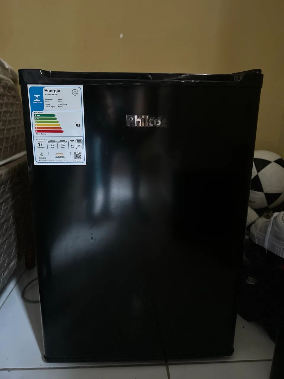 Frigobar Philco 68 litros 127V - Foto 3