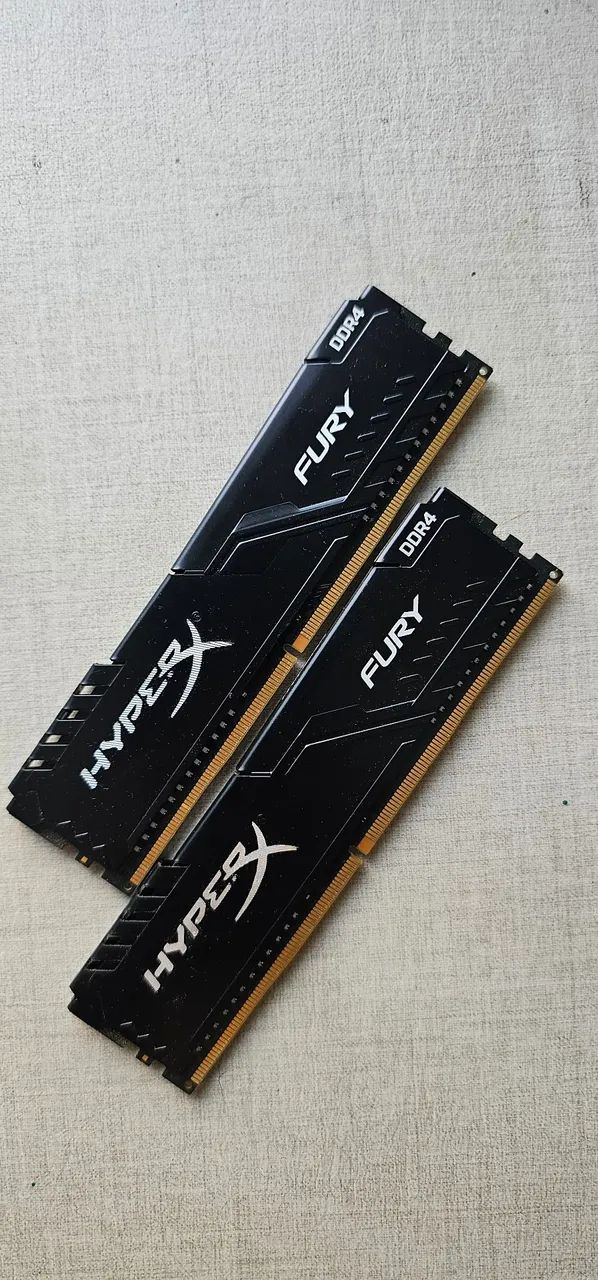 Memória RAM 2x8gb