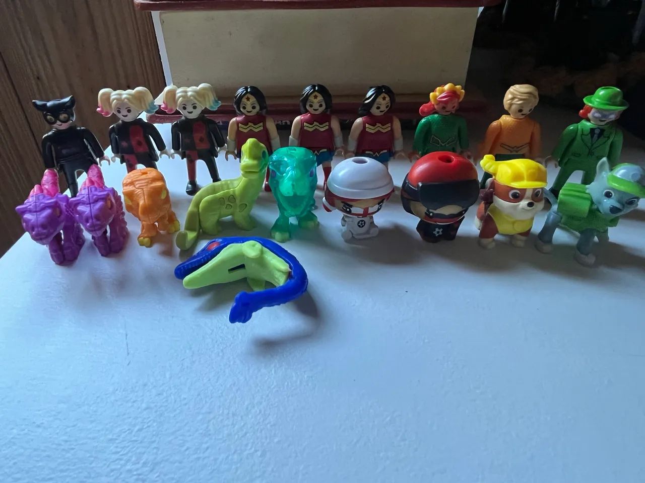 Brinquedos kinder ovo