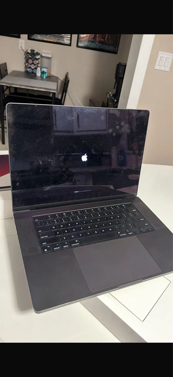 Macbook Pro 2023 M3 Max 16 pol - Foto 4