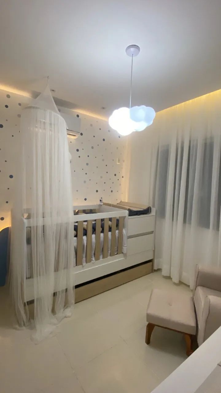 Berço com cama auxiliar multifuncional 