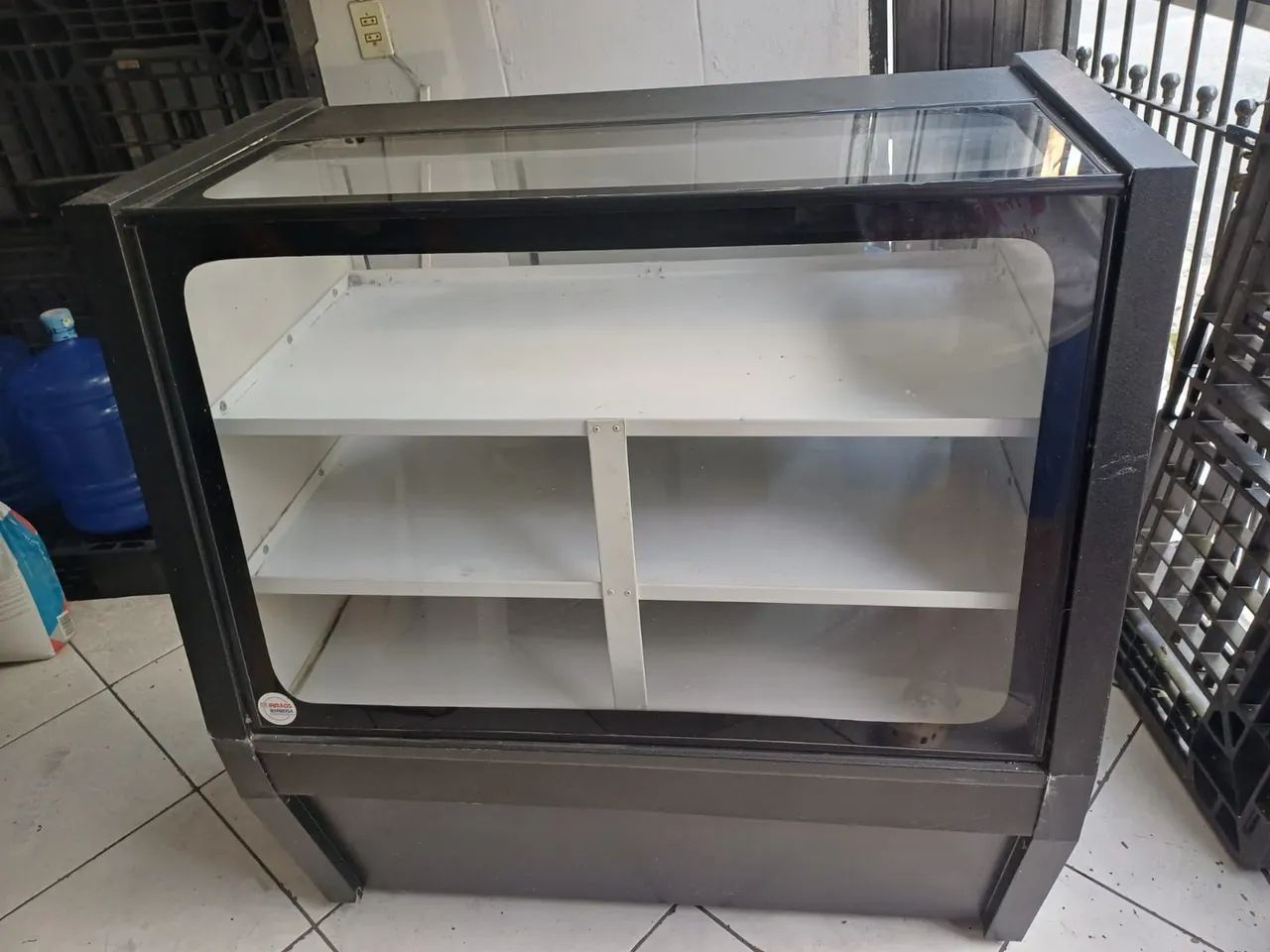 Expositor com refrigeração/ Expositor sem refrigeração  - Foto 2