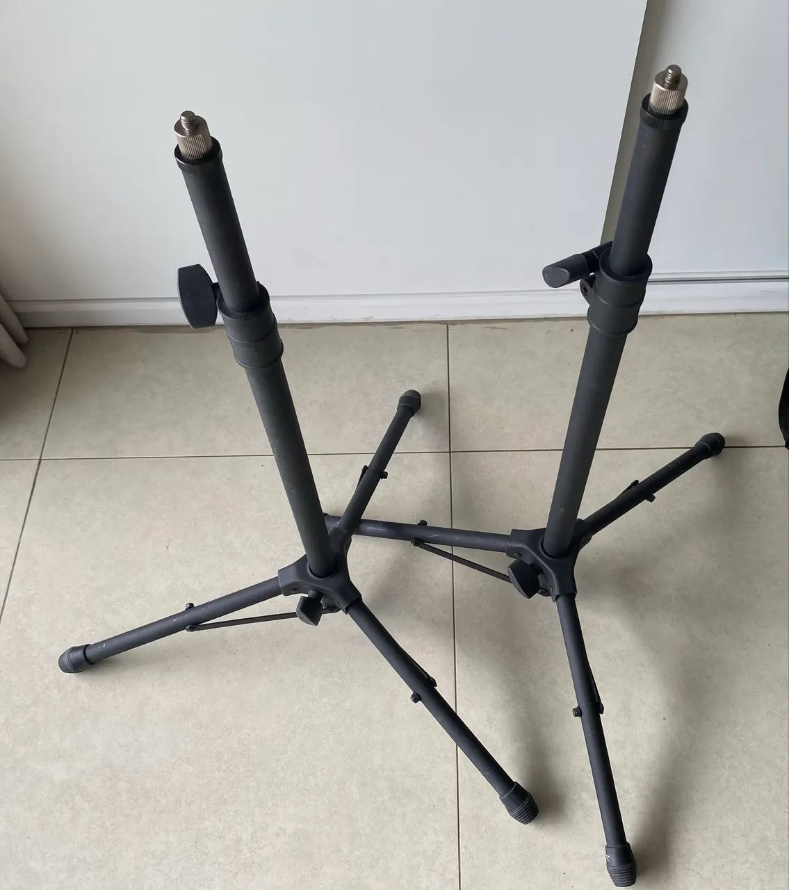 Caixa Roland CM-30 (par) - Foto 4