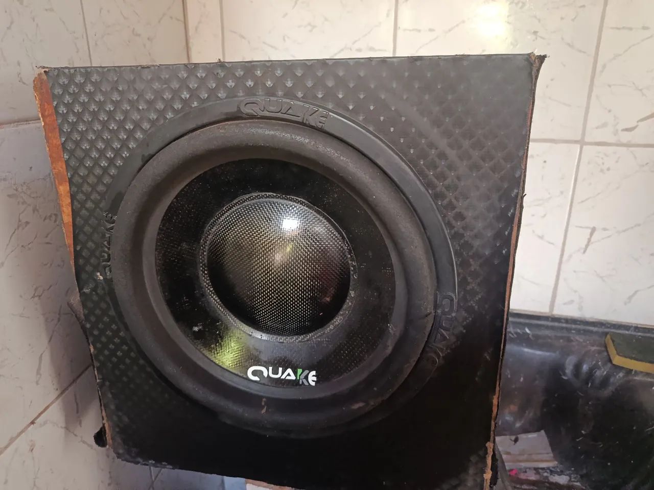 Caixa de som para carro 