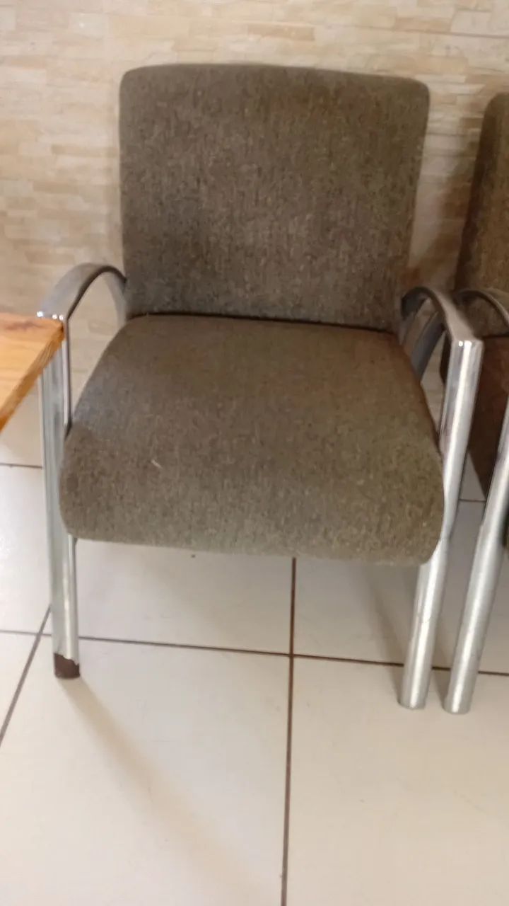 Duas Poltronas  - Foto 3