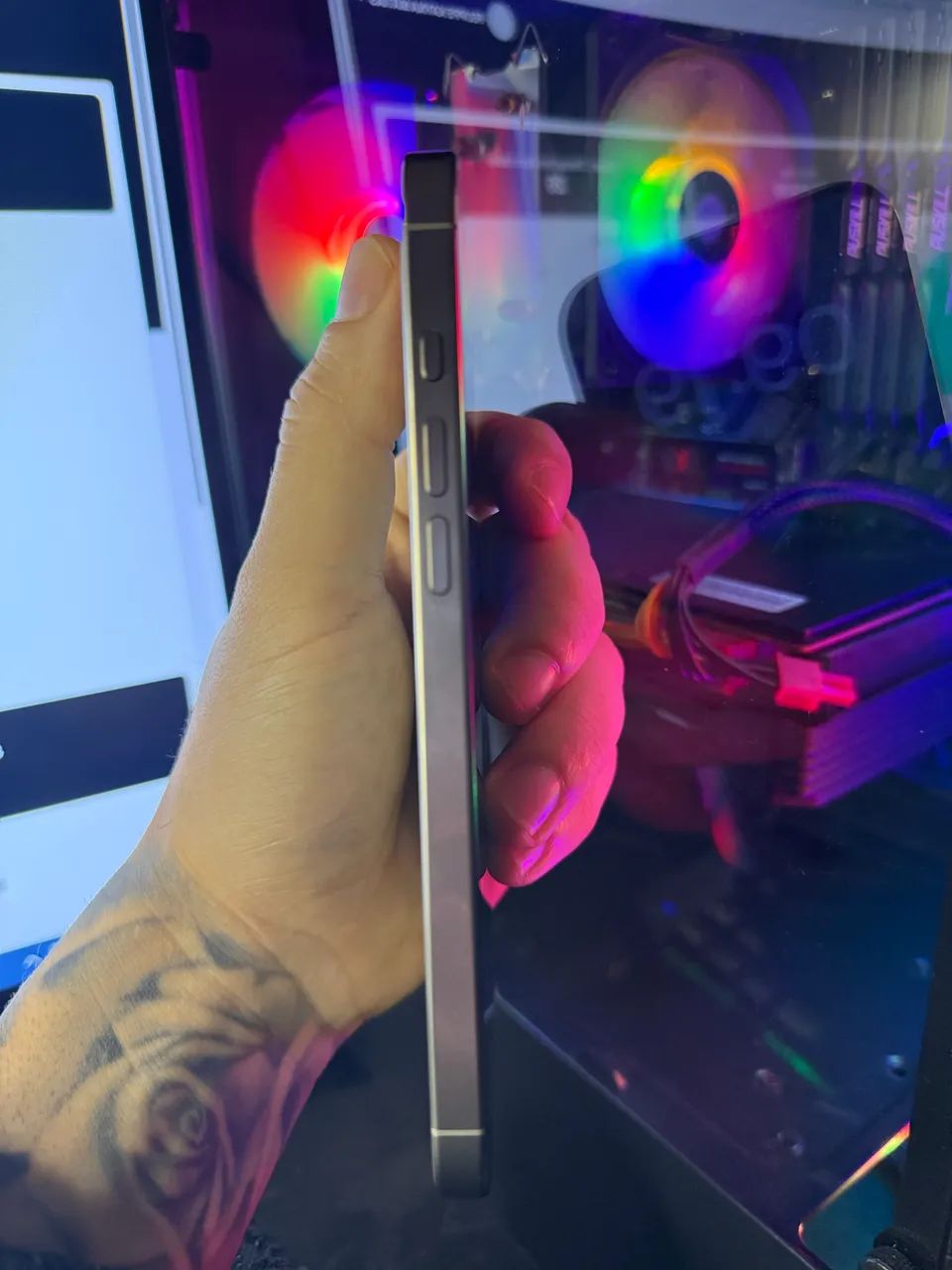 iPhone 16 Pro Max 256gb - Foto 4