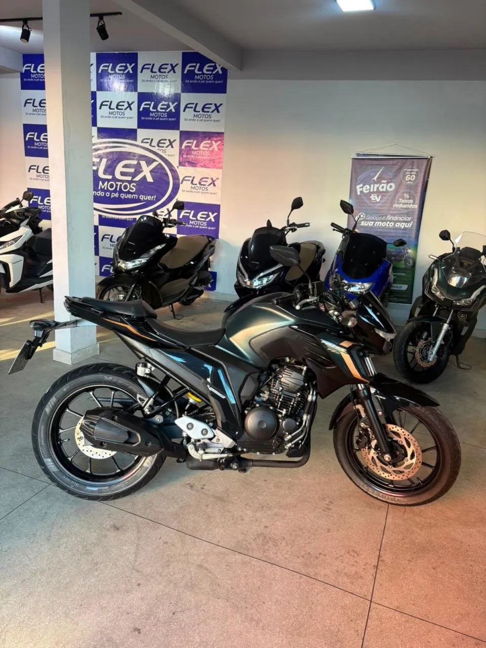 FAZER 250 2024 - Foto 2