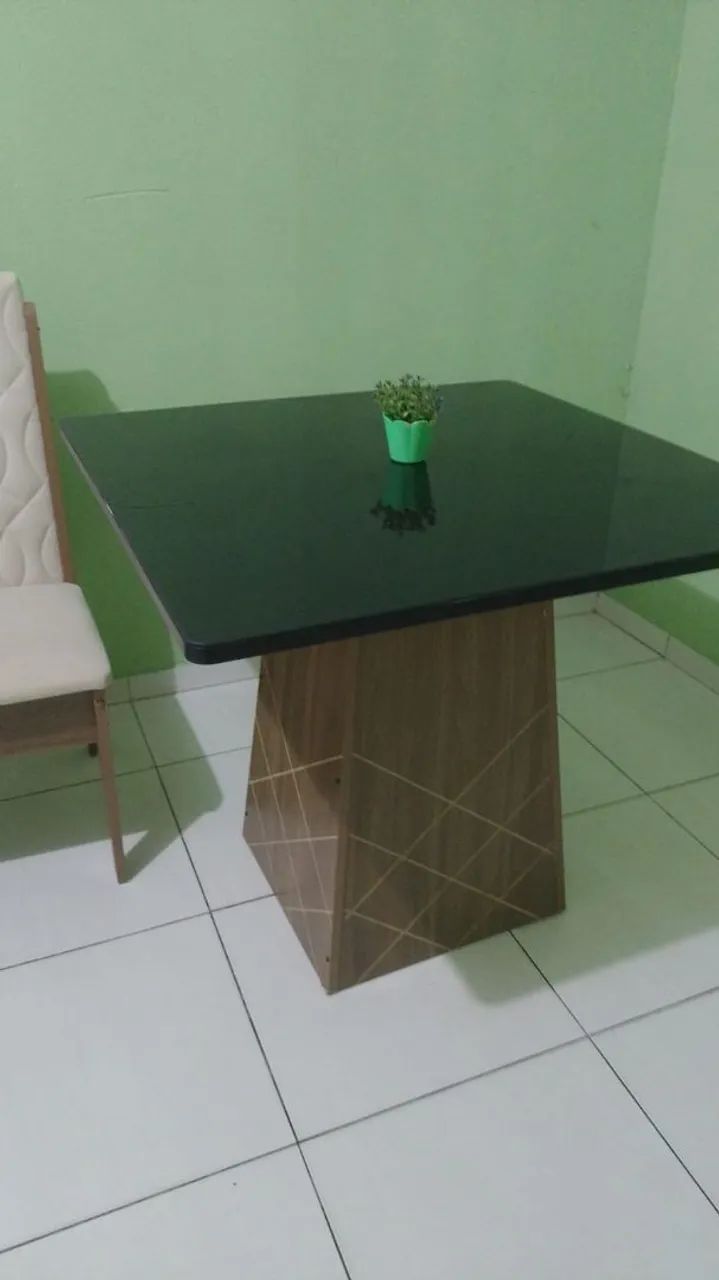 Mesa 4 cadeiras tampo de vidro64962146765699122