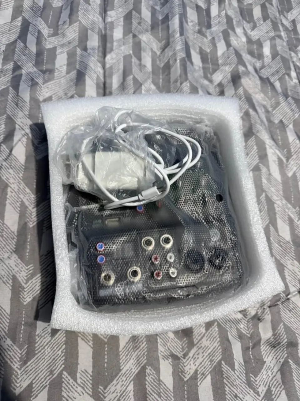 Mesa de Som e Interface 4 canais USB Bluetooth CMX4C