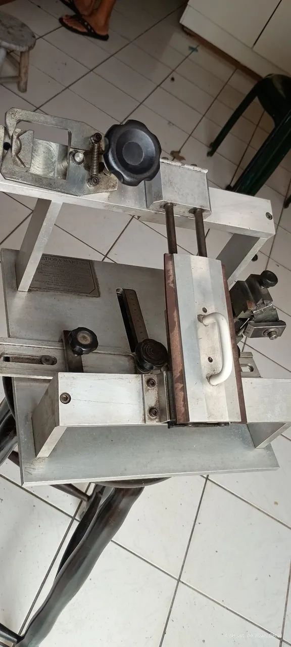 Máquina de afiar alicates  - Foto 2