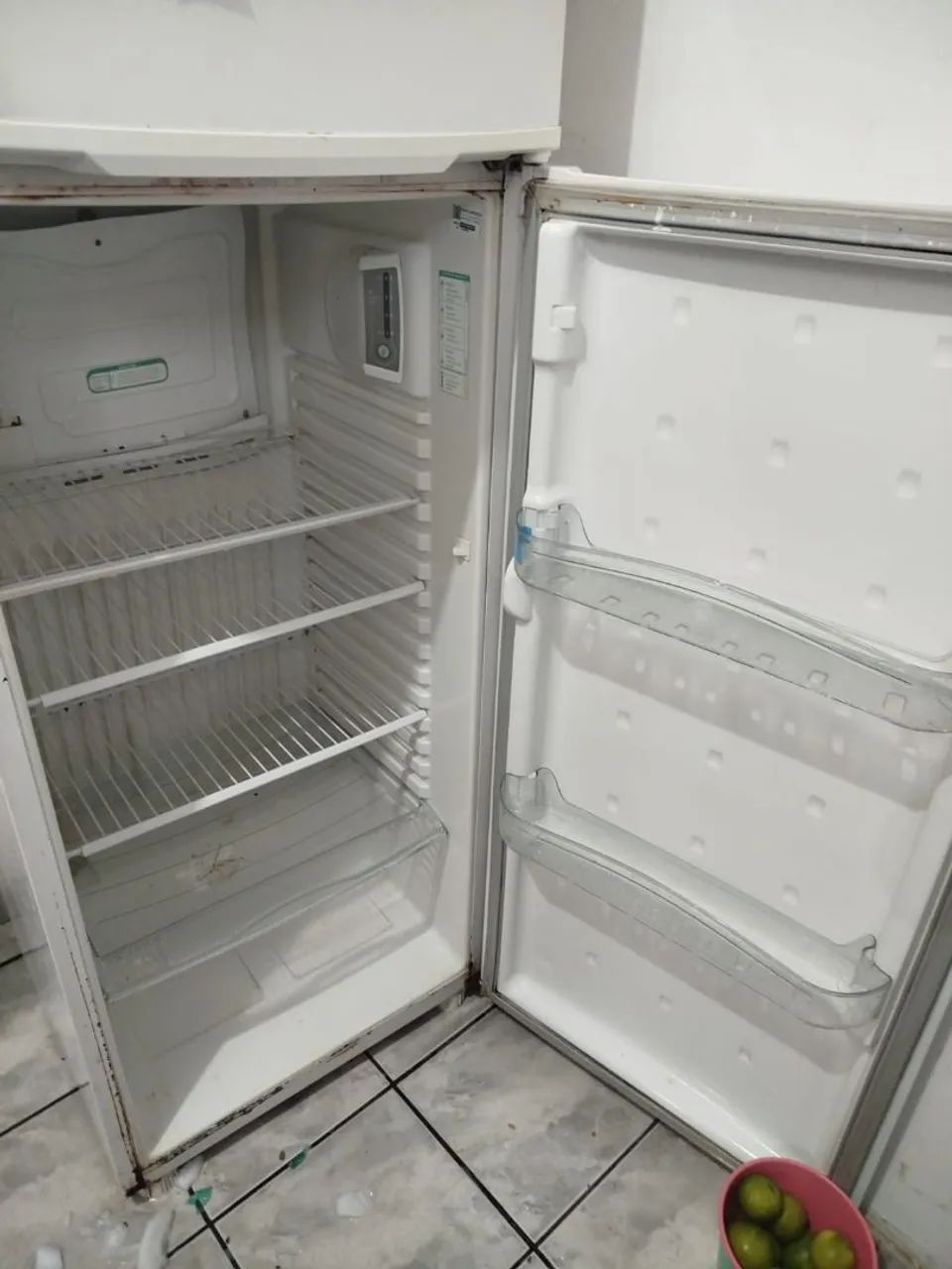 Geladeira em bom estado d e funcionamento - Foto 5