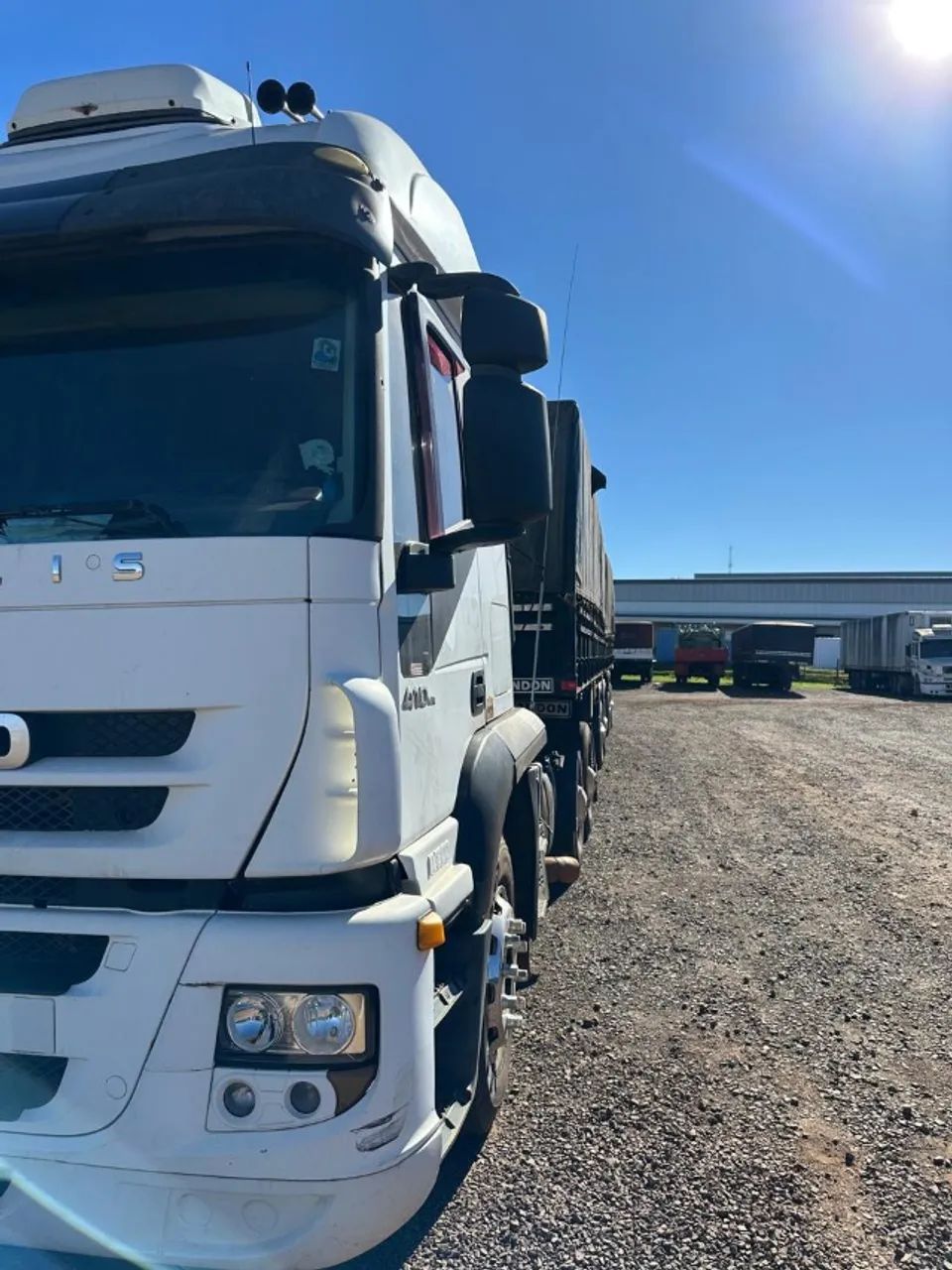 Conjunto Iveco Stralis 410 e Bitrem - Foto 5