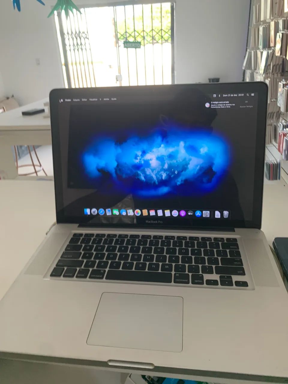 MacBook Pro i7 256GB SSD  - Foto 2