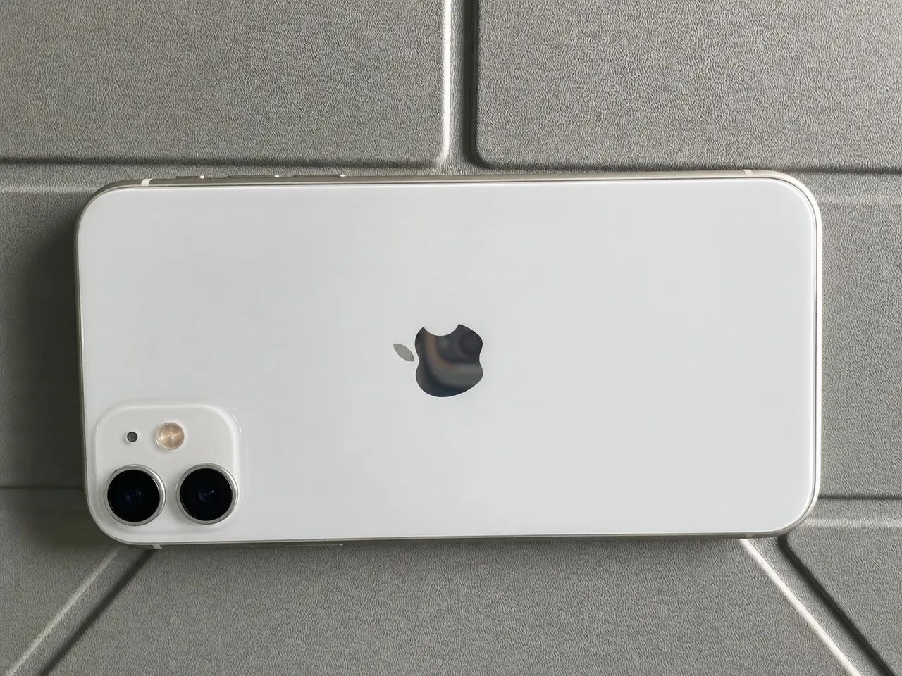 Vendo IPHONE 11