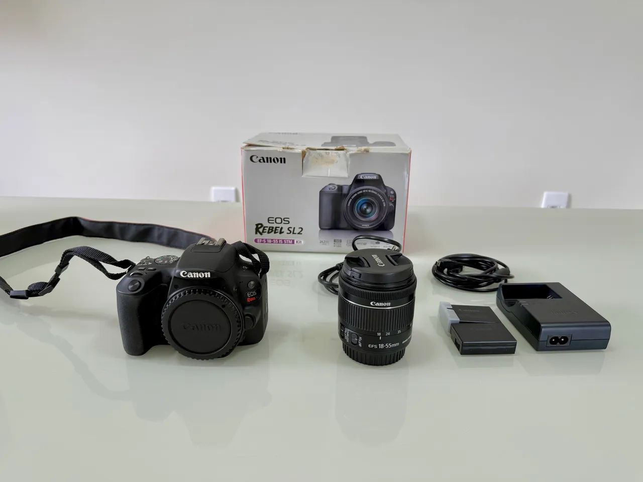 FAÇA SUA OFERTA - CÂMERA CANON SL2 - Foto 2