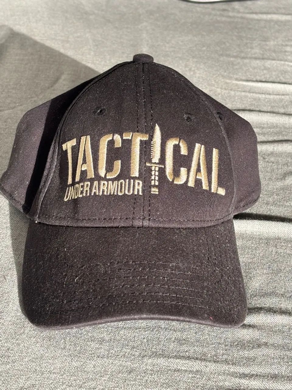 Boné Under Armour Tactical - EUA